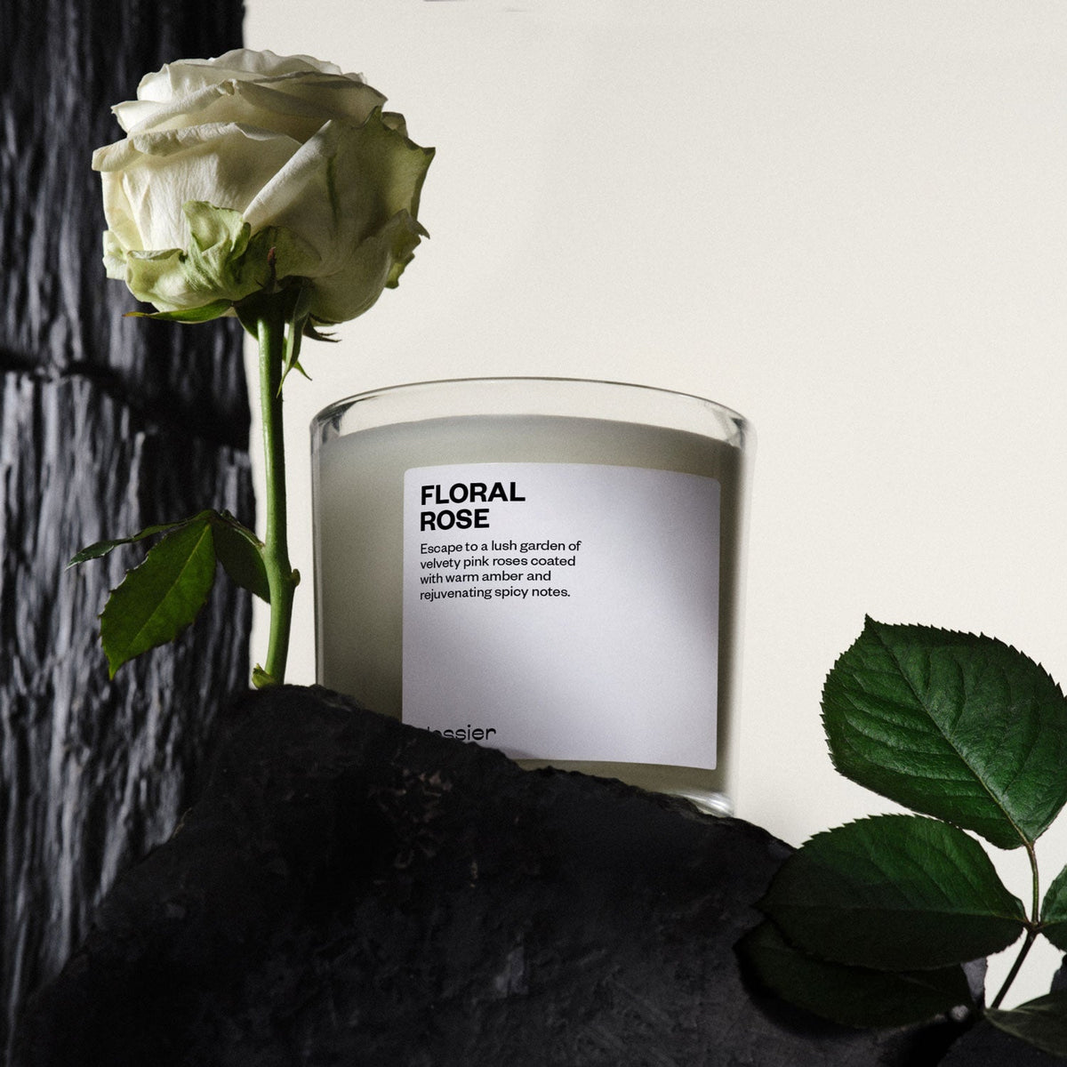 KIT PERFUME + VELA AROMÁTICA FLORAL - DOSSIER